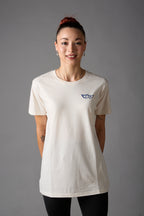 T-shirt unisex bianco vintage con grafica blu acceso