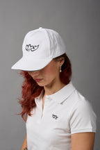 Cappellino con visiera 100% cotone bianco con logo e scritta neri